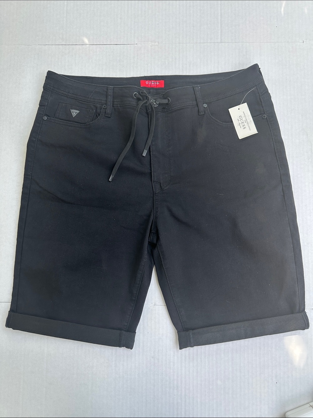 GUESS Men's Black Flat-Front Drawstring Shorts SZ 40